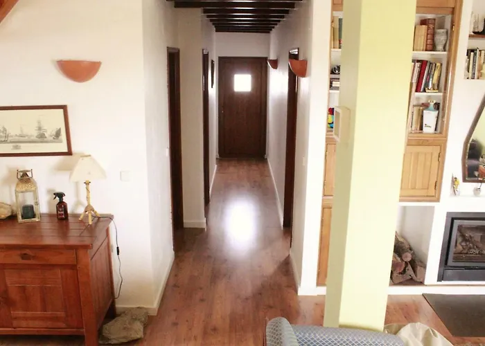 Laurel House Tatil Evi