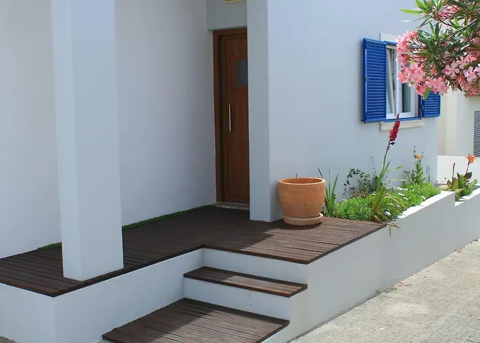 Laurel House Tatil Evi